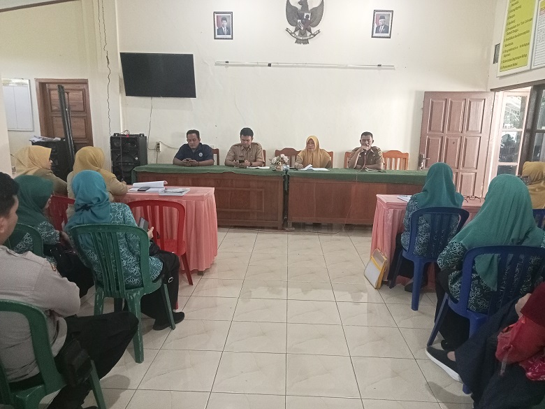 Tinjau Persiapan Lomba Desa Sumberbening